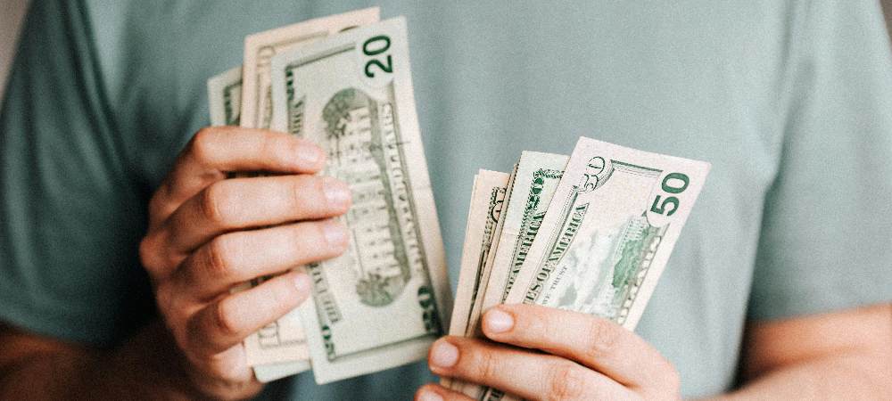 中国英文外教招聘一般的薪资是多少？ - 聘外网