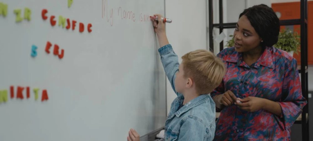 外教老师优秀评判标准主要有这四个 - 聘外网