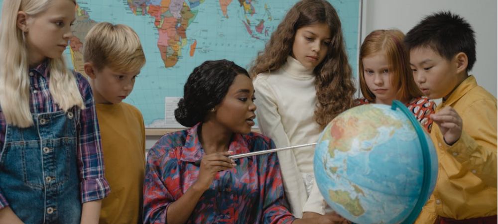 幼儿园外教招聘要求高吗？ - 聘外网