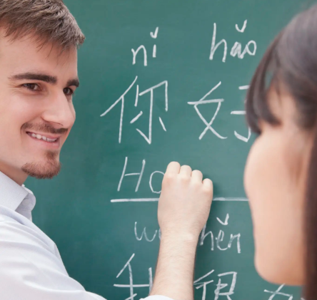 学校缘何偏爱&ldquo;初来乍到&rdquo;外教-聘外网