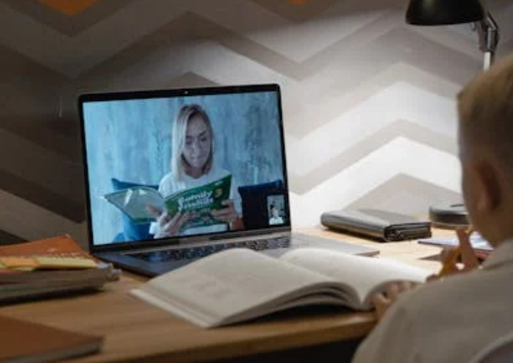 外教招聘渠道新趋势：短视频平台与教育展线上直播招聘-聘外网