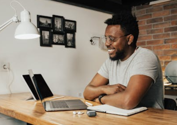 招聘外教都有什么网站？教育行业从业者私藏资源包公开-聘外网