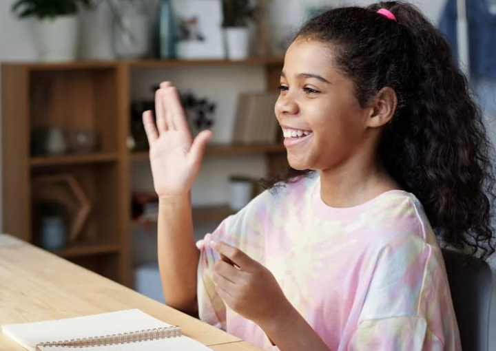 菲律宾外教招聘如何避坑？ 正规平台严选持TESOL/TEFL证书师资，口语纯正且性价比高-聘外网