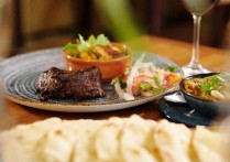 外国人喜欢中国美食的原因是什么？